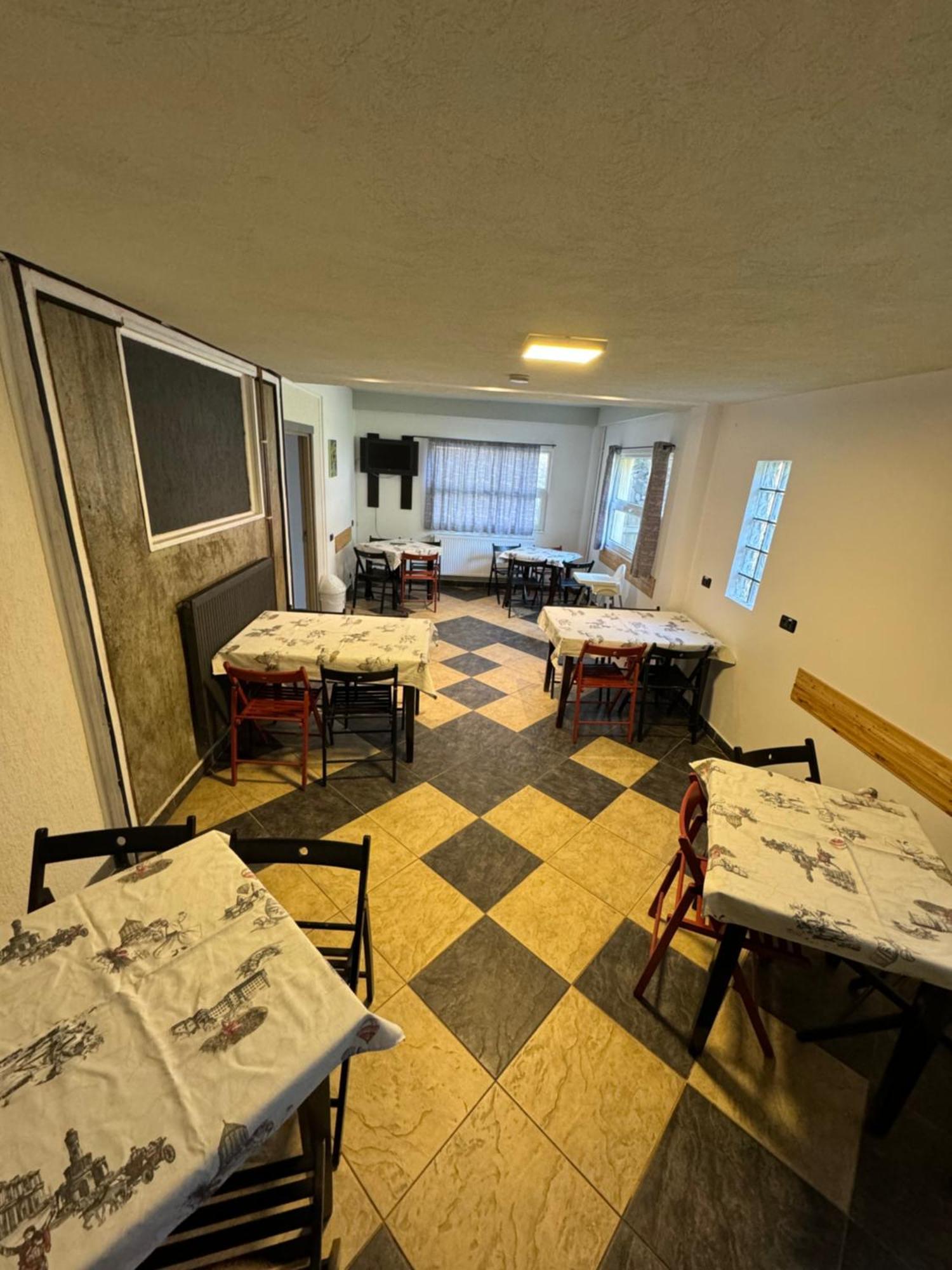 ホテル Casa David Buşteni エクステリア 写真